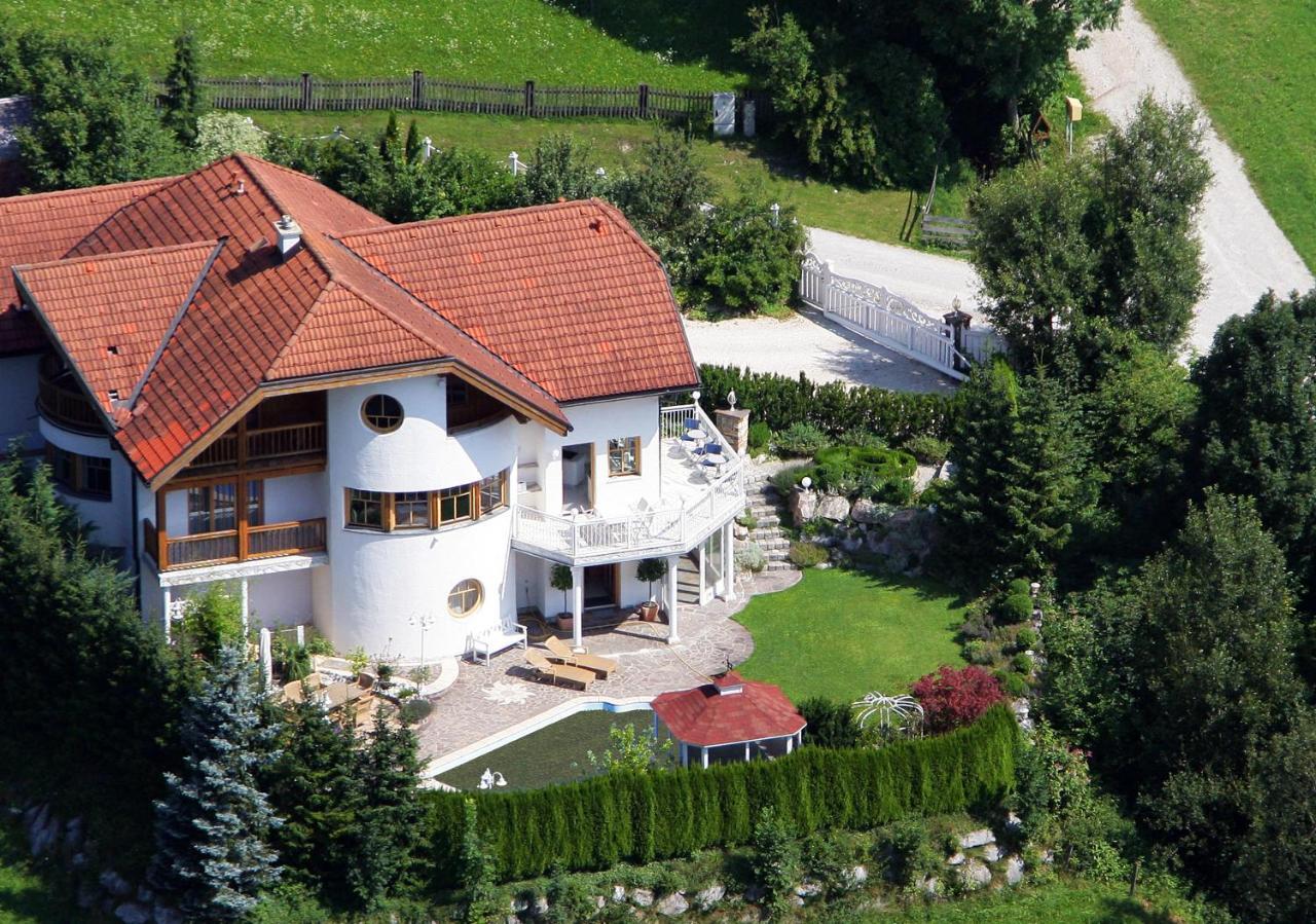 Villa Salza سانكت مارتن ام غريم المظهر الخارجي الصورة